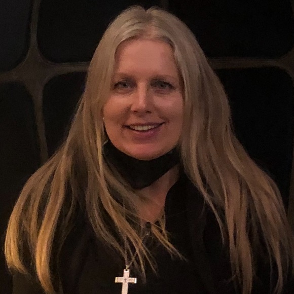 Meet your Posher, Holly - Picture 12 of 13